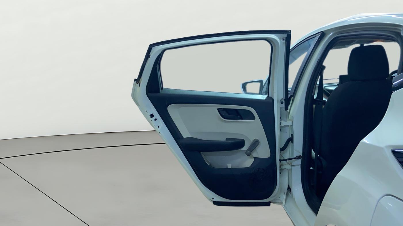 2022 Tata ALTROZ XE PETROL, Petrol, Manual, 53,842 km, LHS Rear Door