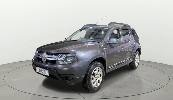 2017 Renault Duster RXE PETROL, Petrol, Manual, 27,433 km, Left Front Diagonal