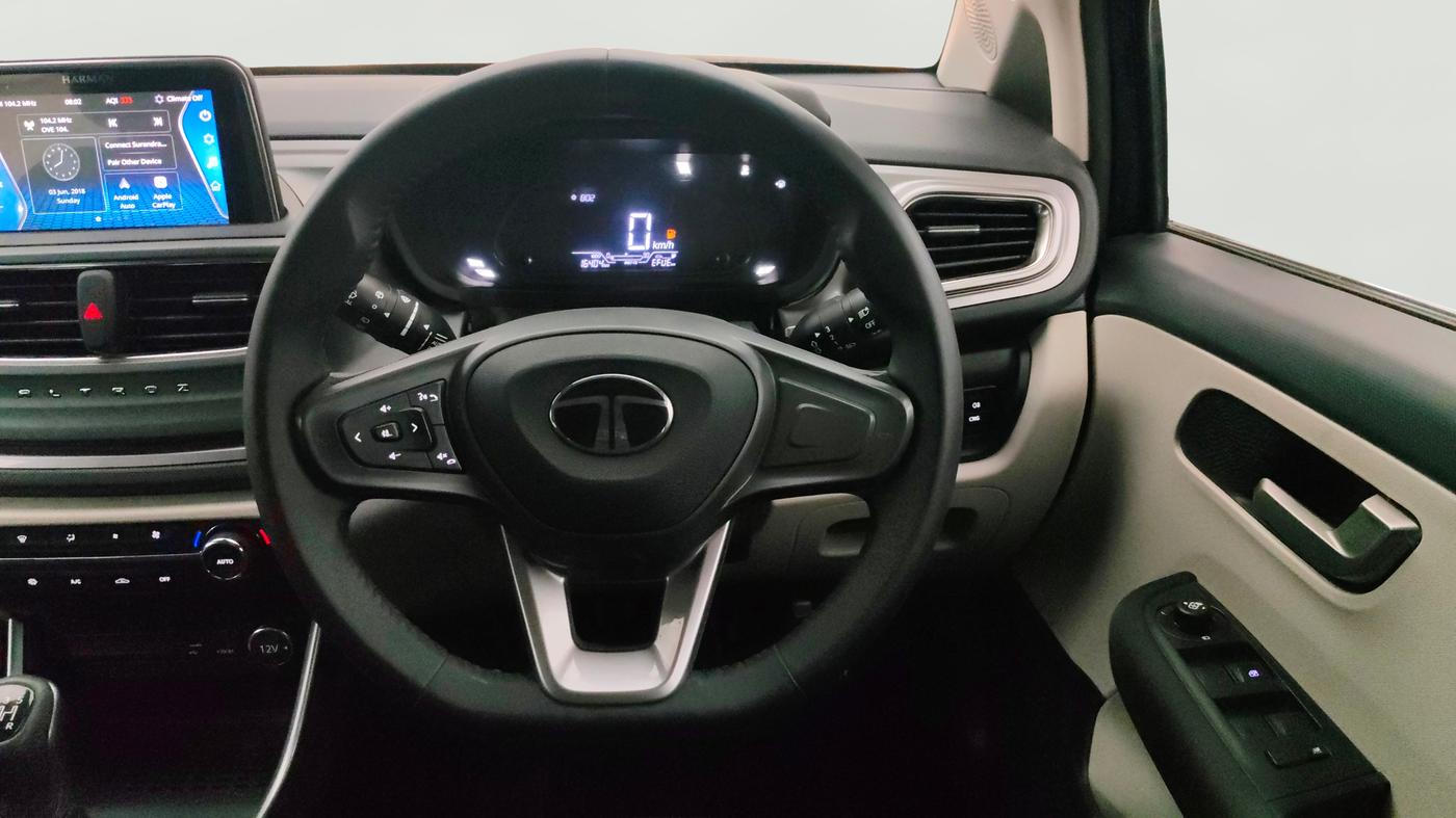2024 Tata ALTROZ XZ PLUS O SUNROOF CNG, CNG, Manual, 16,365 km, Steering Wheel Close Up