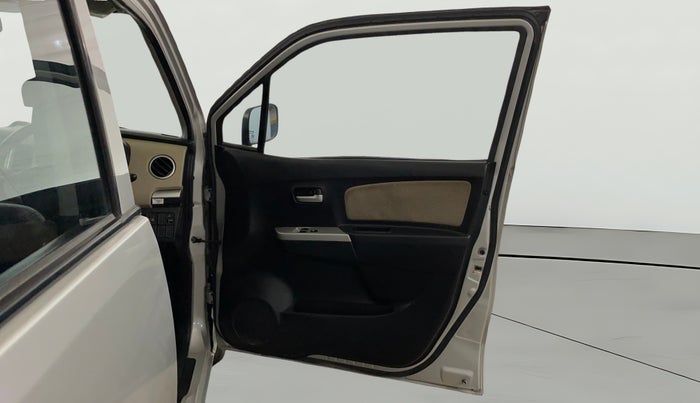 2017 Maruti Wagon R 1.0 LXI, Petrol, Manual, 19,162 km, RHS Front Door