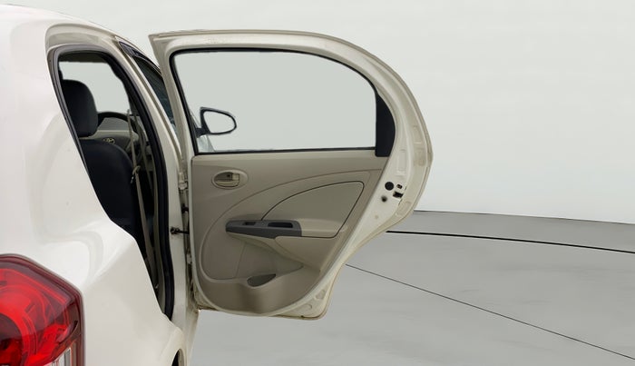 2015 Toyota Etios Liva G, Petrol, Manual, 91,842 km, RHS Rear Door