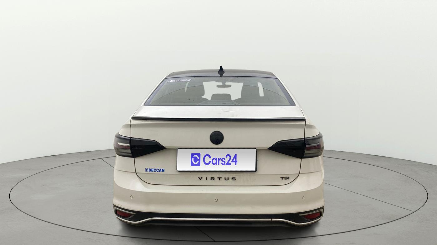 2022 Volkswagen VIRTUS TOPLINE TSI 1.0 MT, Petrol, Manual, 70,156 km, Back/Rear