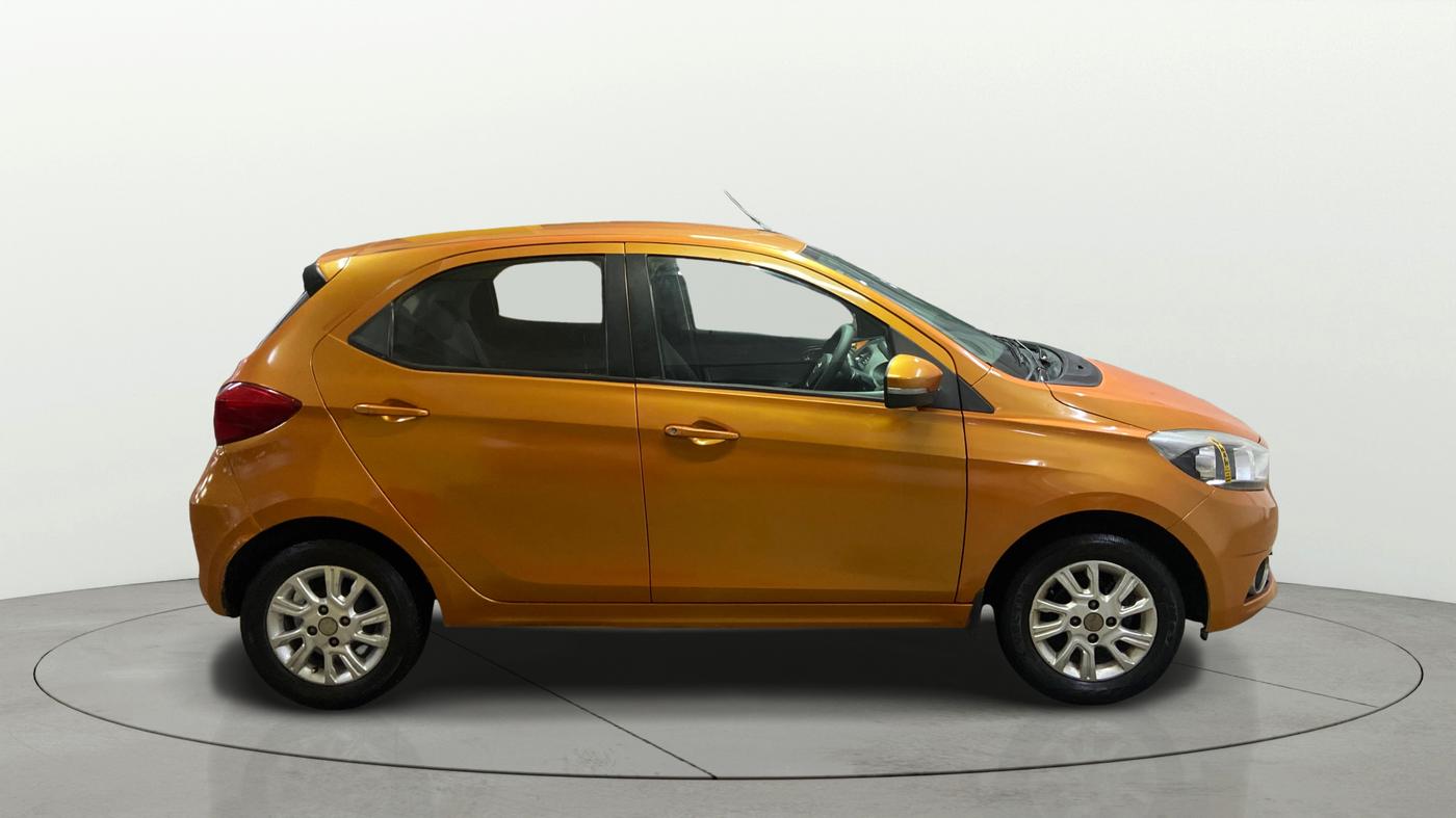 2017 Tata Tiago XZ PETROL, Petrol, Manual, 77,725 km, Right Side View