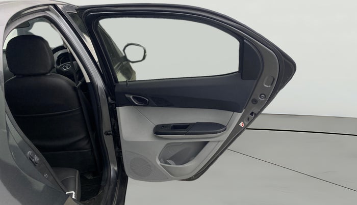 2020 Tata Tiago XT PETROL, Petrol, Manual, 66,172 km, RHS Rear Door