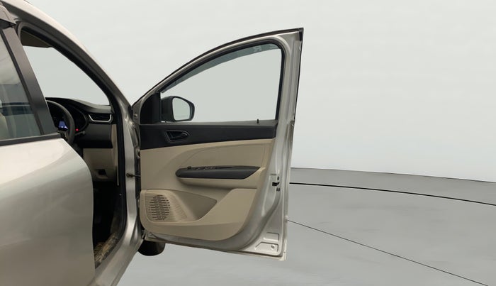 2022 Renault TRIBER RXT, Petrol, Manual, 32,819 km, RHS Front Door