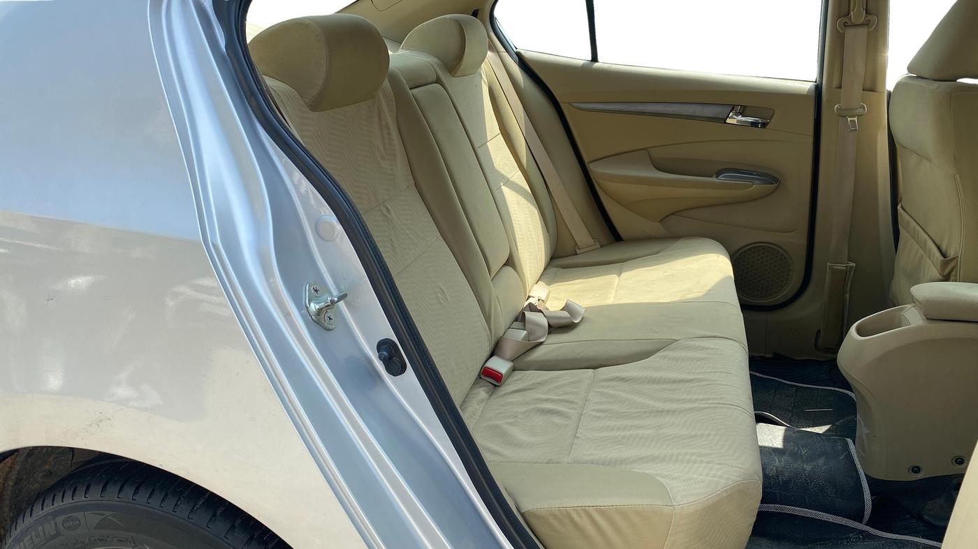 2013 Honda City 1.5L I-VTEC V MT, Petrol, Manual, 81,944 km, Right Side Rear Door Cabin