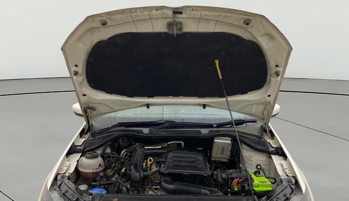 2020 Volkswagen Vento HIGHLINE 1.0L TSI, Petrol, Manual, 72,576 km, Open Bonet