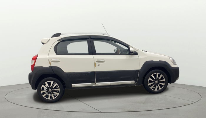 2014 Toyota Etios CROSS 1.4 VD, Diesel, Manual, 73,527 km, Right Side View