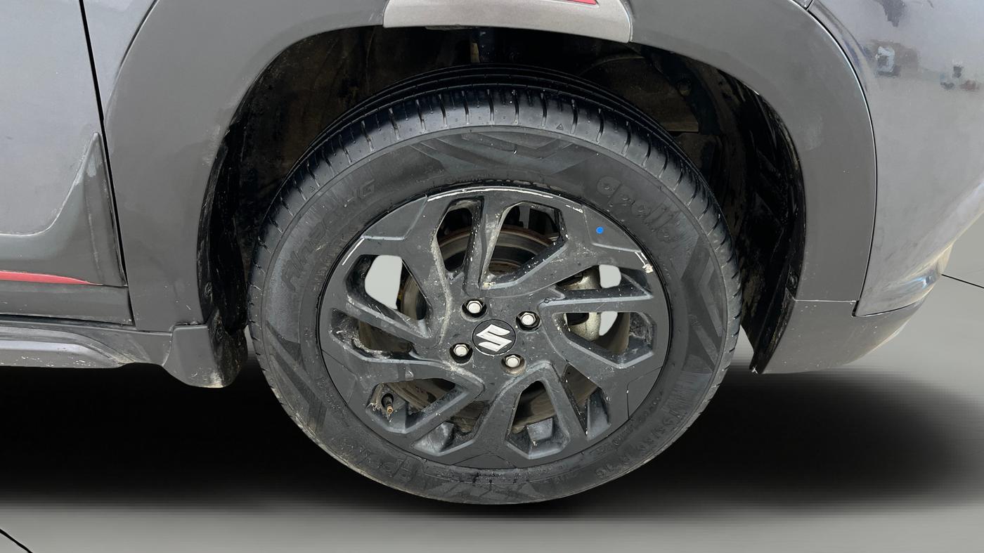 2023 Maruti FRONX DELTA PLUS 1.2L AGS, Petrol, Automatic, 69,223 km, Right Front Wheel