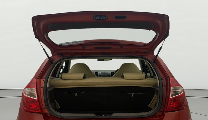 2013 Hyundai i10 SPORTZ 1.2, Petrol, Manual, 71,113 km, Boot Door Open