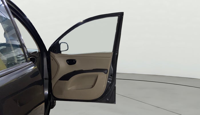 2013 Hyundai i10 ERA 1.1, CNG, Manual, 91,787 km, RHS Front Door