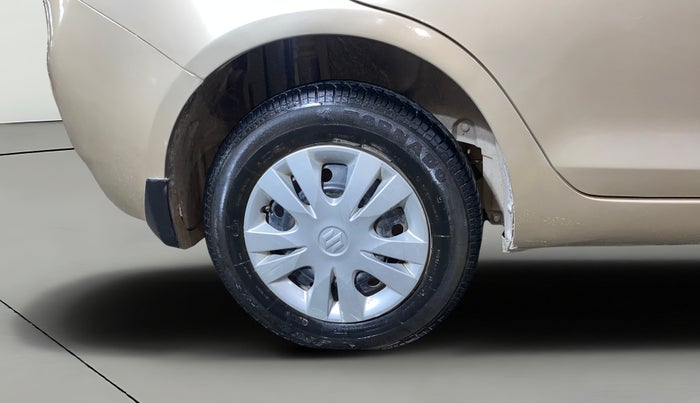 2013 Maruti Swift Dzire VXI, Petrol, Manual, 35,070 km, Right Rear Wheel