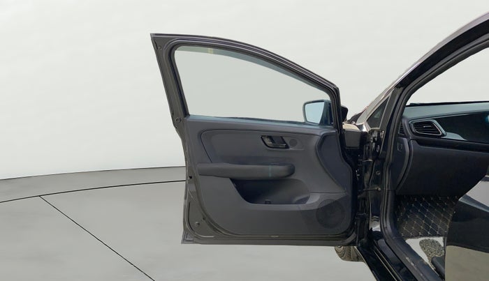 2023 Tata ALTROZ XZ PLUS DIESEL DARK EDITION, Diesel, Manual, 25,451 km, LHS Front Door