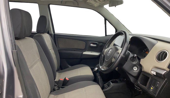 2014 Maruti Wagon R 1.0 LXI CNG, CNG, Manual, 71,057 km, Right Side Front Door Cabin