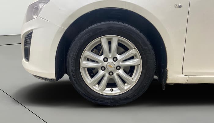 2015 Chevrolet Cruze LTZ, Diesel, Manual, 75,611 km, Left Front Wheel