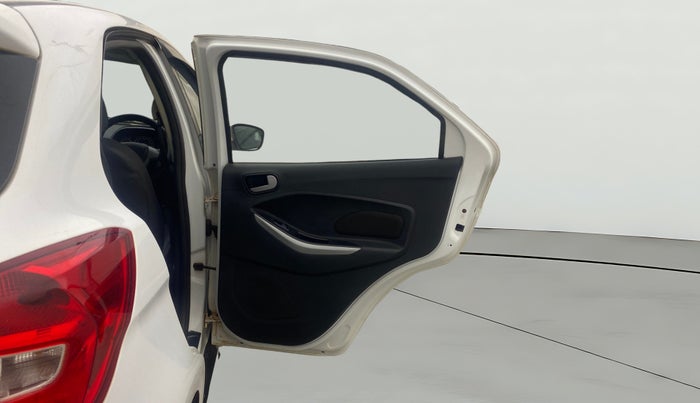 2016 Ford New Figo TITANIUM 1.2 PETROL MT, Petrol, Manual, 96,685 km, RHS Rear Door