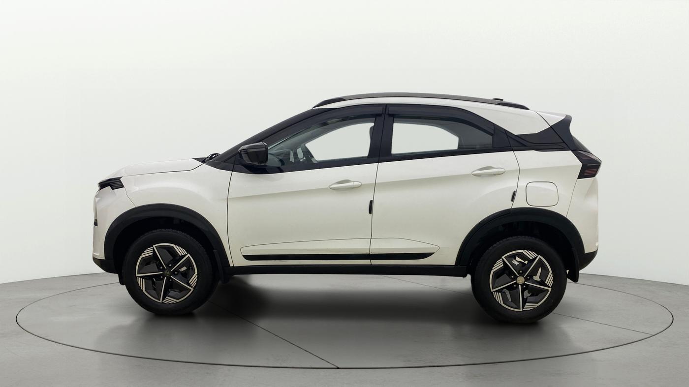 2024 Tata NEXON CREATIVE+ SUNROOF AMT 1.2 PETROL, Petrol, Automatic, 17,533 km, Left Side