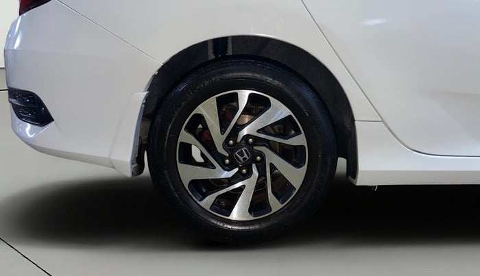 2019 Honda Civic 1.8L I-VTEC V CVT, Petrol, Automatic, 1,09,337 km, Right Rear Wheel
