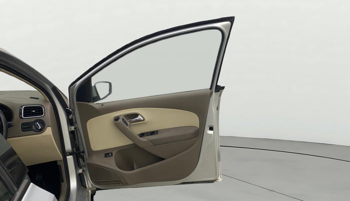 2016 Skoda Rapid 1.5 TDI CR STYLE PLUS AT, Diesel, Automatic, 1,05,843 km, RHS Front Door