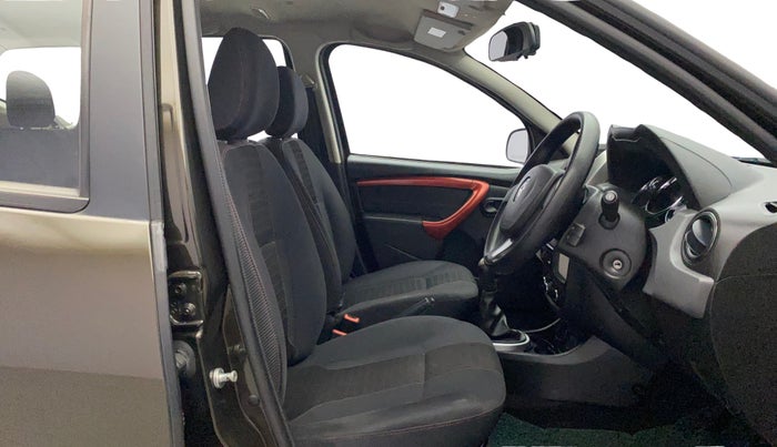 2017 Renault Duster 85 PS RXS MT DIESEL, Diesel, Manual, 1,40,934 km, Right Side Front Door Cabin