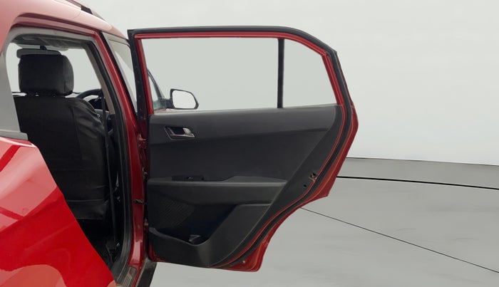 2016 Hyundai Creta SX PLUS AT 1.6 PETROL, Petrol, Automatic, 1,13,542 km, RHS Rear Door