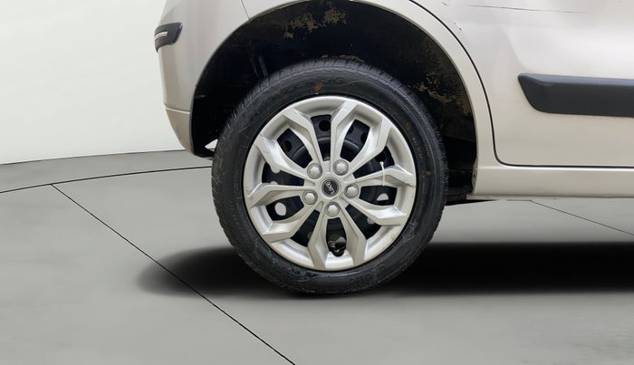 2016 Maruti Wagon R 1.0 VXI, Petrol, Manual, 48,606 km, Right Rear Wheel