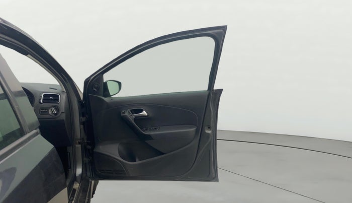 2015 Volkswagen Polo GT TSI AT, Petrol, Automatic, 65,152 km, RHS Front Door