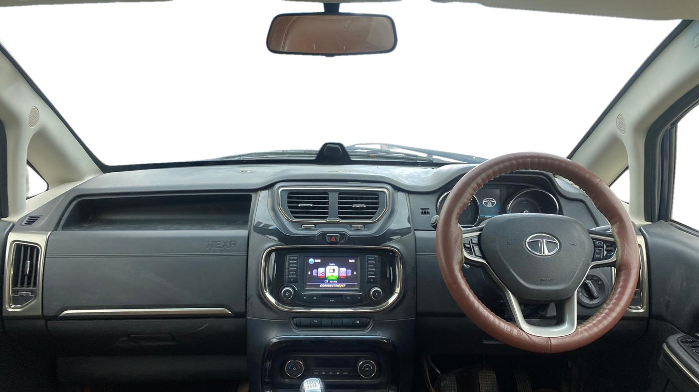 2019 Tata Hexa XM PLUS 4X2 7 STR, Diesel, Manual, 1,22,595 km, Dashboard