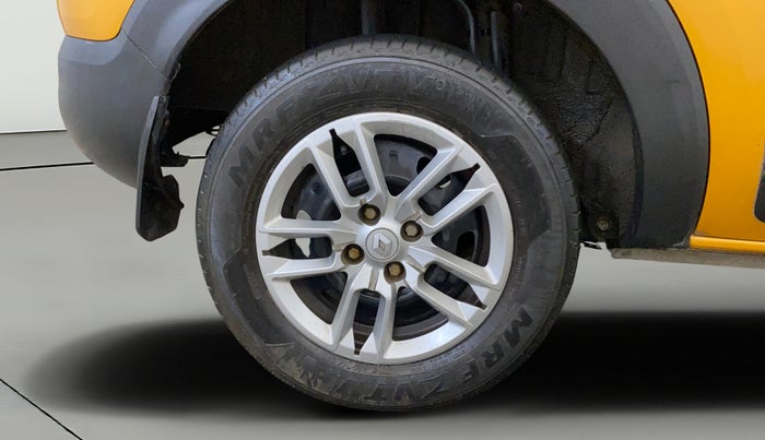 2019 Renault TRIBER RXL MT, Petrol, Manual, 23,620 km, Right Rear Wheel