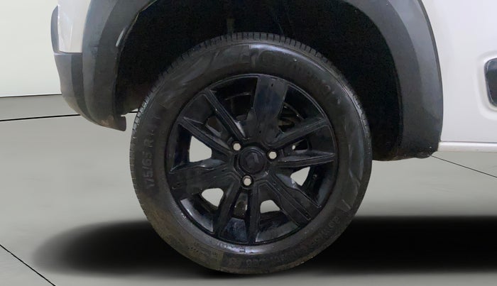 2022 Renault Kwid CLIMBER 1.0 AMT Dual Tone , Petrol, Automatic, 60,839 km, Right Rear Wheel