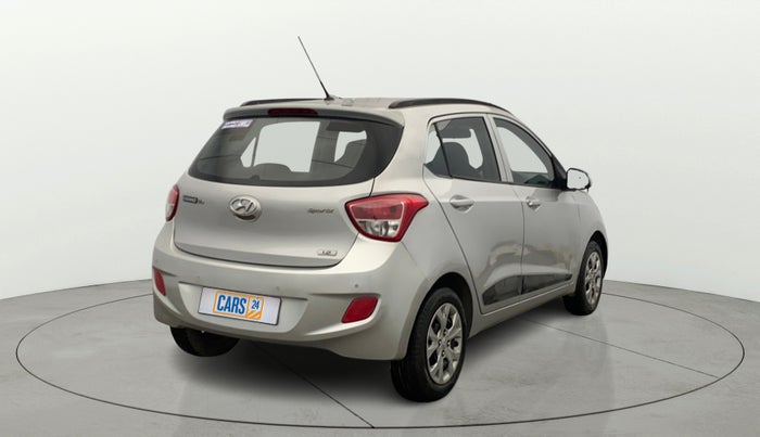 2016 Hyundai Grand i10 SPORTZ 1.2 KAPPA VTVT, Petrol, Manual, 62,977 km, Right Back Diagonal