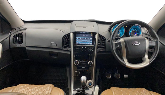 2020 Mahindra XUV500 W11, Diesel, Manual, 66,281 km, Dashboard