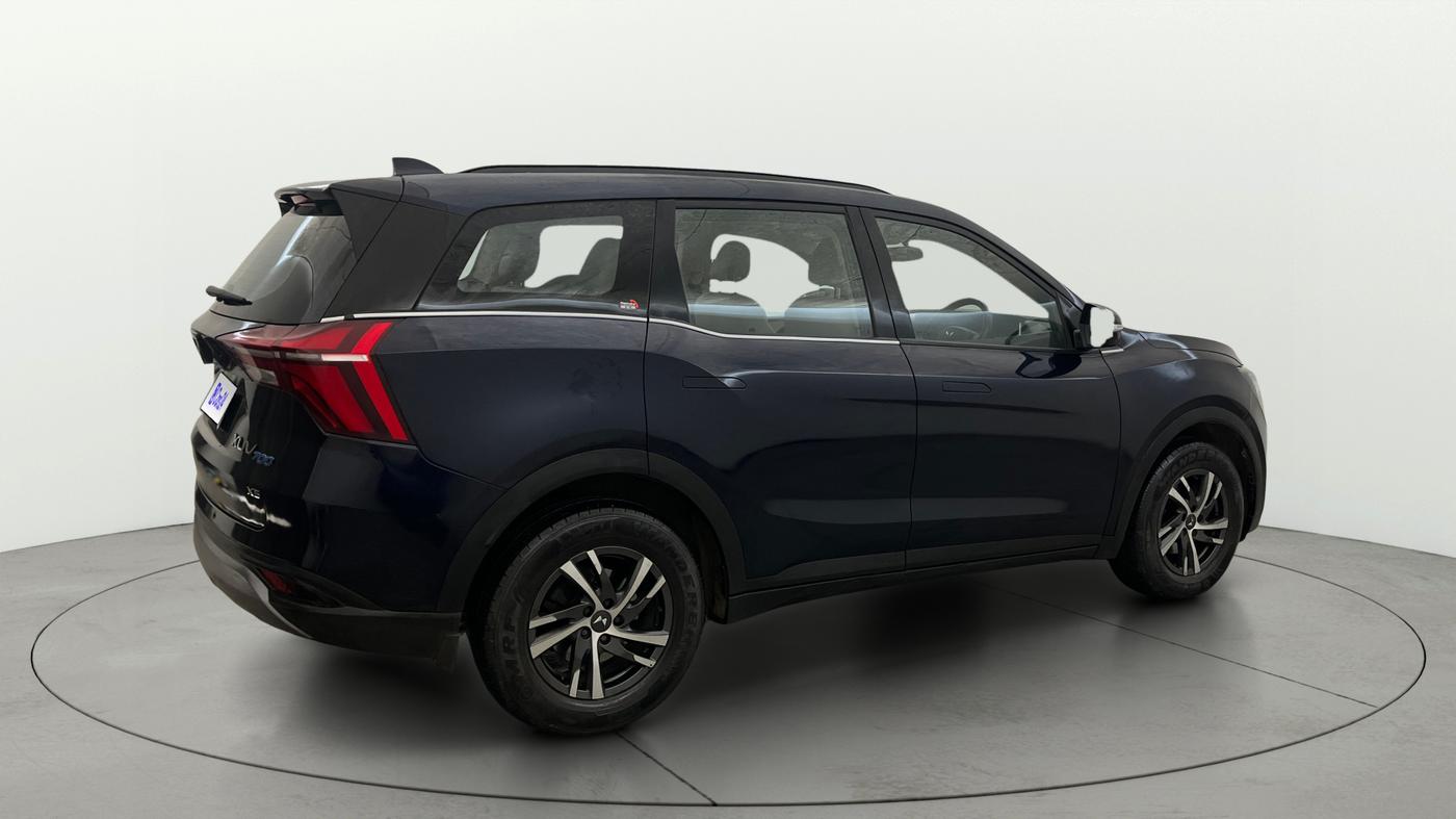 2022 Mahindra XUV700 AX 5 P MT 7 STR, Petrol, Manual, 39,638 km, Right Back Diagonal