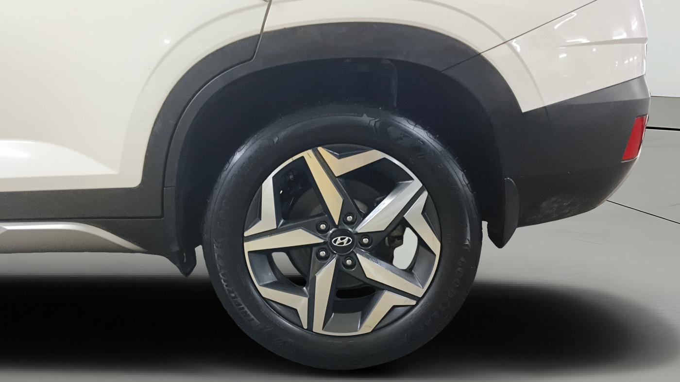 2022 Hyundai ALCAZAR PRESTIGE 2.0 MT 7STR, Petrol, Manual, 75,398 km, Left Rear Wheel