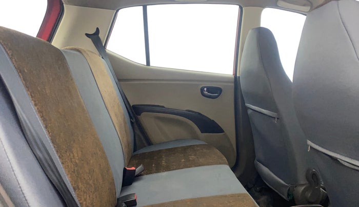 2013 Hyundai i10 MAGNA 1.2, Petrol, Manual, 71,405 km, Right Side Rear Door Cabin