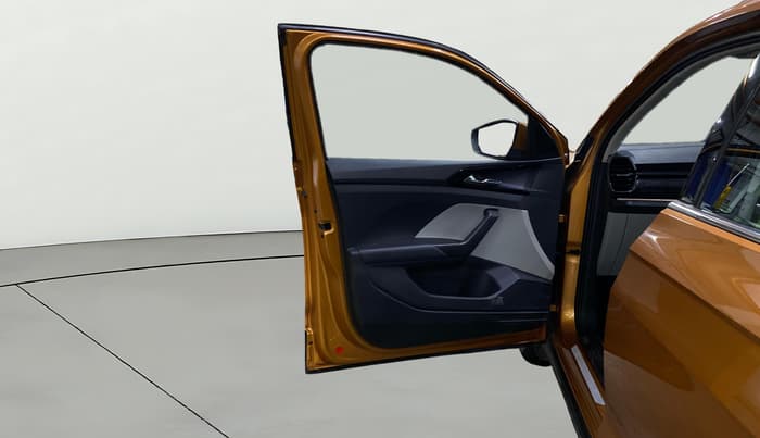 2022 Skoda KUSHAQ STYLE 1.0L TSI AT (6 AIRBAGS), Petrol, Automatic, 15,721 km, LHS Front Door