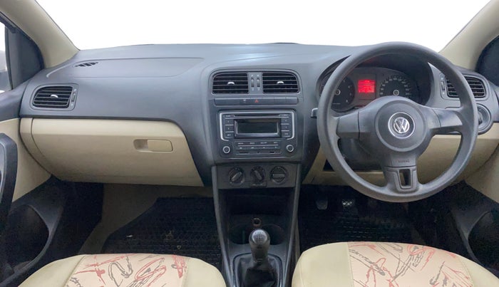 2014 Volkswagen Polo COMFORTLINE 1.2L, Petrol, Manual, 44,337 km, Dashboard