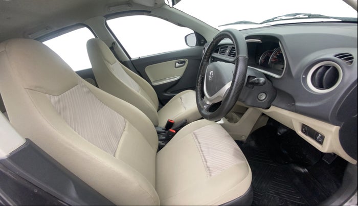 2016 Maruti Alto K10 VXI, Petrol, Manual, 27,372 km, Right Side Front Door Cabin