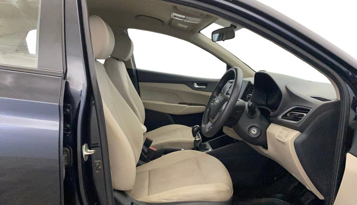 2021 Hyundai Verna S PLUS 1.5 VTVT, Petrol, Manual, 58,877 km, Right Side Front Door Cabin