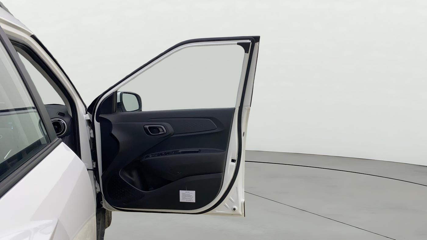 2025 Hyundai EXTER SX 1.2 MT Hy-CNG Duo , CNG, Manual, 568 km, RHS Front Door