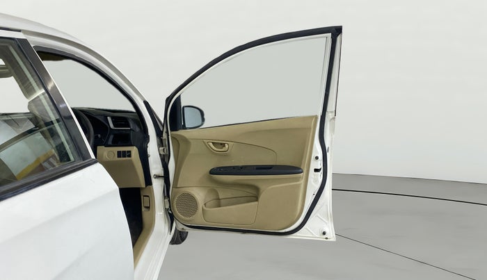 2016 Honda Amaze 1.2L I-VTEC S, Petrol, Manual, 1,18,022 km, RHS Front Door