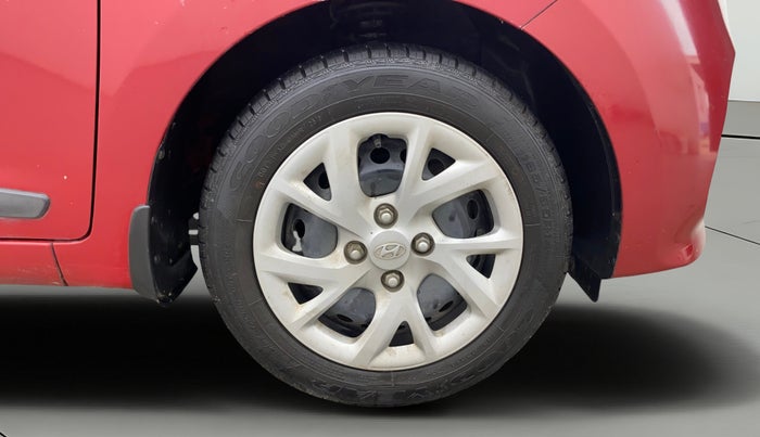 2019 Hyundai Grand i10 SPORTZ 1.2 KAPPA VTVT, Petrol, Manual, 27,503 km, Right Front Wheel