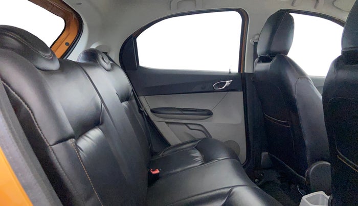 2018 Tata Tiago XZA PETROL, Petrol, Automatic, 25,631 km, Right Side Rear Door Cabin