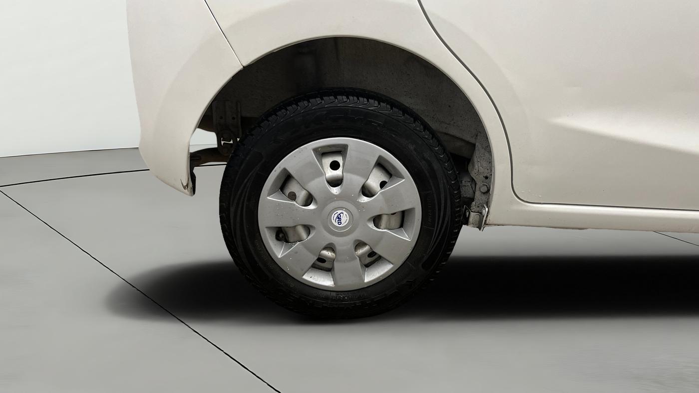 2023 Maruti Alto K10 LXI, CNG, Manual, 37,953 km, Right Rear Wheel