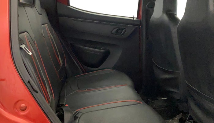 2021 Renault Kwid RXT 1.0 (O), Petrol, Manual, 47,480 km, Right Side Rear Door Cabin