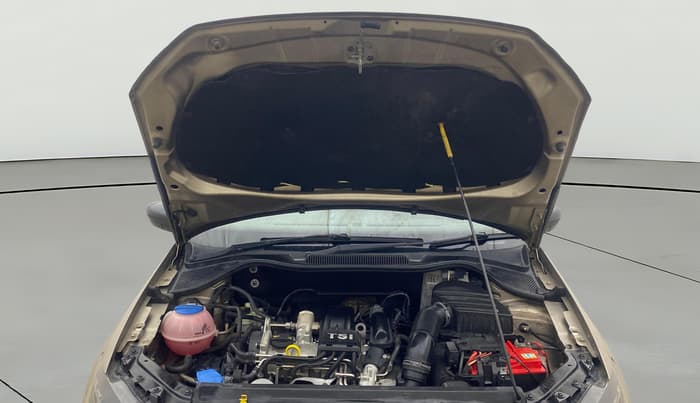 2016 Volkswagen Vento HIGHLINE PETROL AT, Petrol, Automatic, 59,116 km, Open Bonet