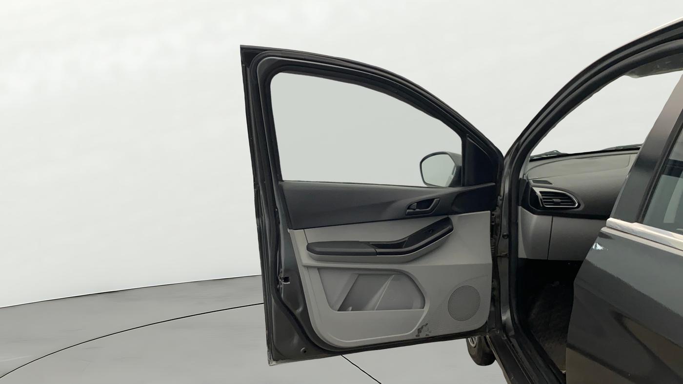2023 Tata Tiago XT CNG, CNG, Manual, 16,043 km, LHS Front Door