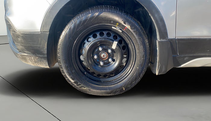 2020 Maruti S Cross DELTA 1.5, Petrol, Manual, 11,656 km, Left Front Wheel