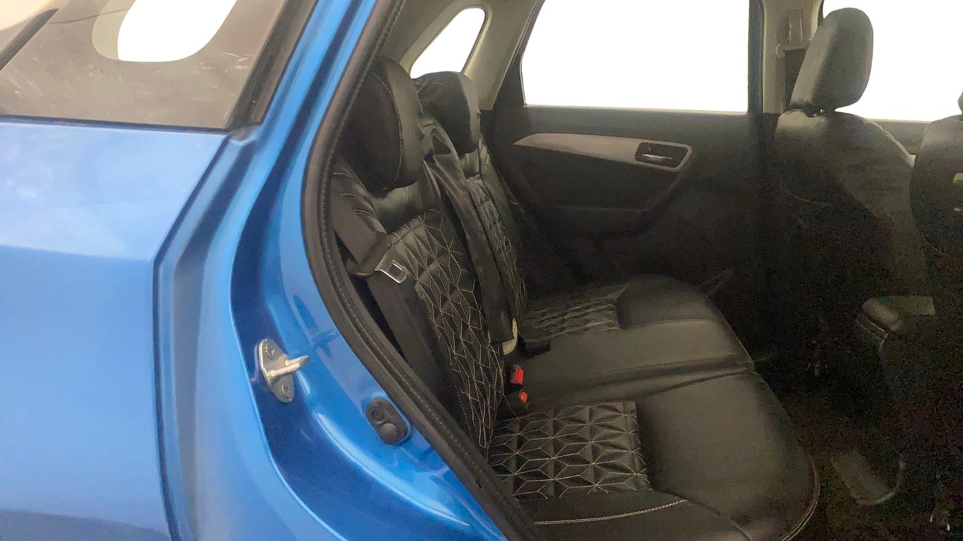 2017 Maruti Vitara Brezza ZDI PLUS DUAL TONE, Diesel, Manual, 83,346 km, Third Seat Row ( optional )