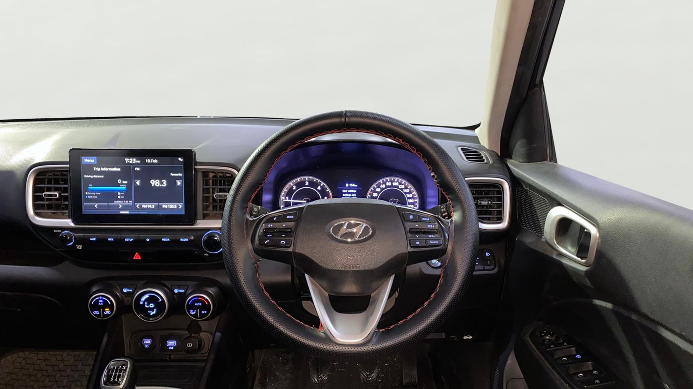 2020 Hyundai VENUE SX (O) 1.5 CRDI, Diesel, Manual, 88,420 km, Steering Wheel Close Up